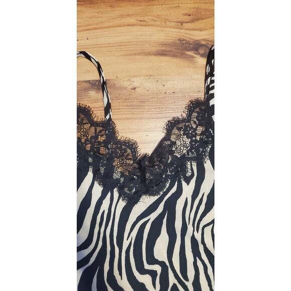 Sweet Claire zebra stripe eyelash lace camisole black tan medium - Picture 2 of 5